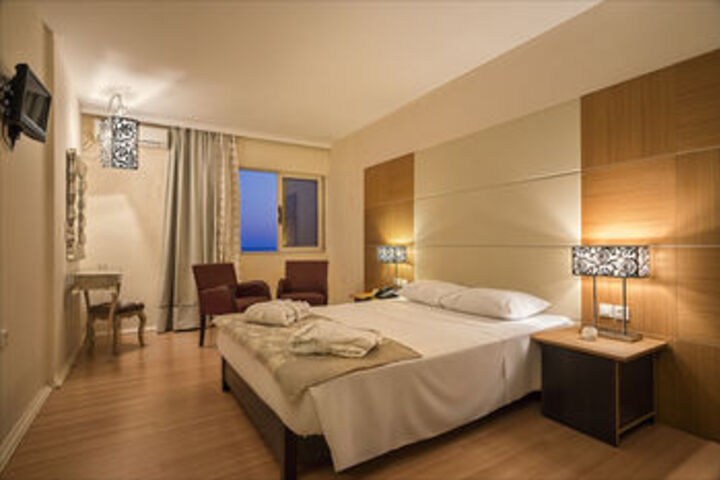 Room 17 of 54