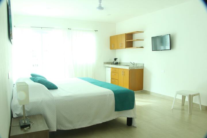 Room 9 of 32