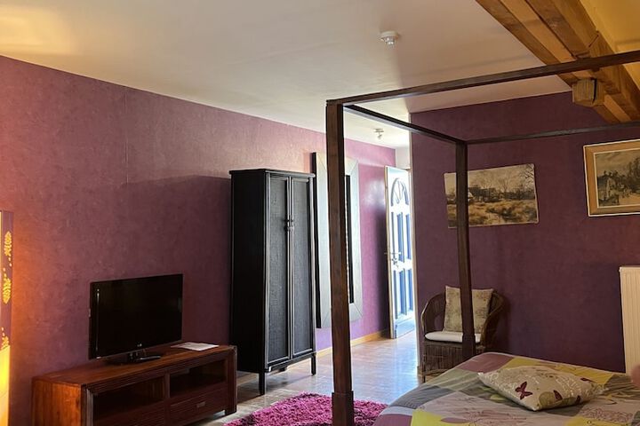 Room 12 of 71
