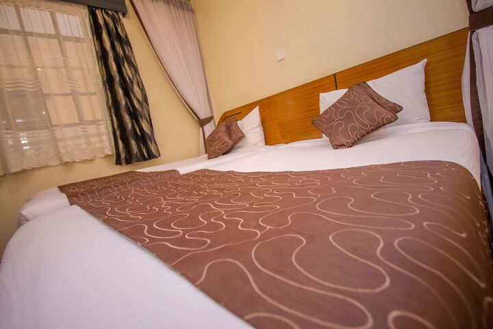 Room 10 of 68