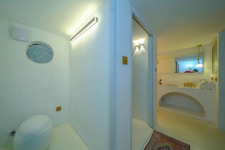 Room 109 of 171