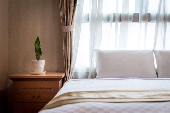 Room 42 of 81