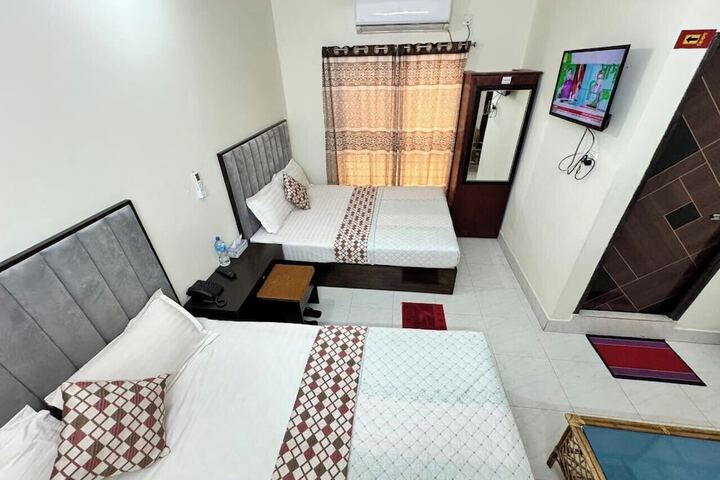 Room 19 of 35