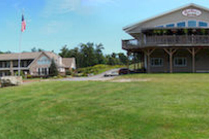 Greshams Lake View Motel