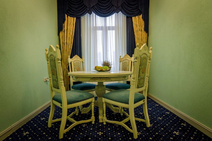 Room 37 of 131