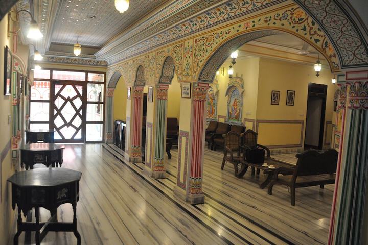 Hotel Interior 4 of 34