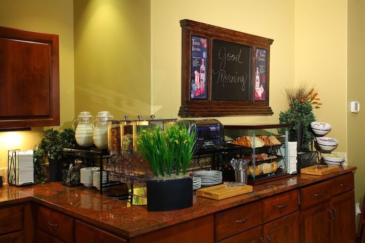 Breakfast area