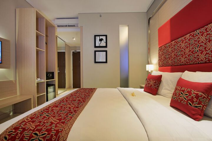 Room 10 of 68