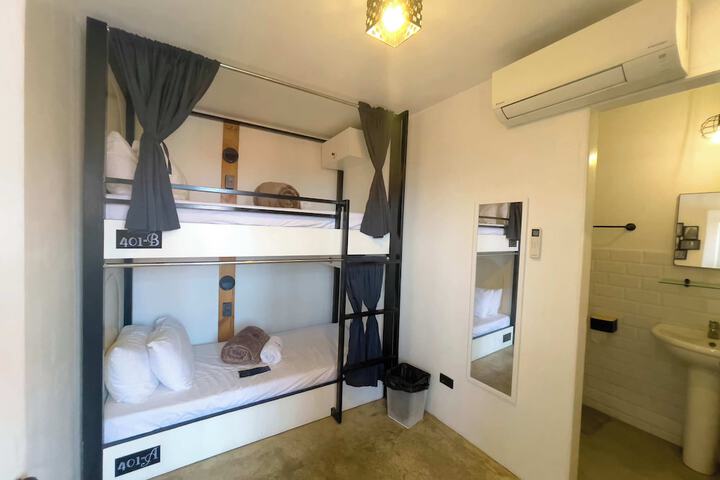 Room 15 of 45