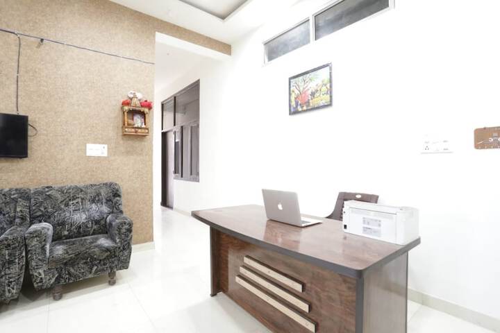 Hotel Interior 2 of 12