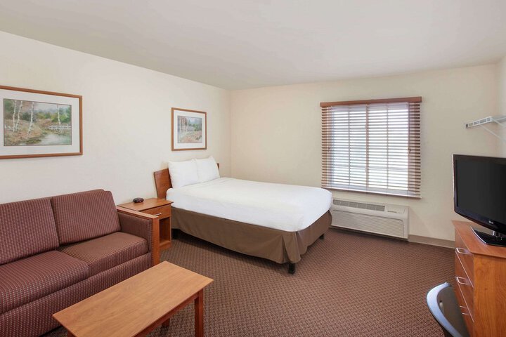 Room 15 of 35