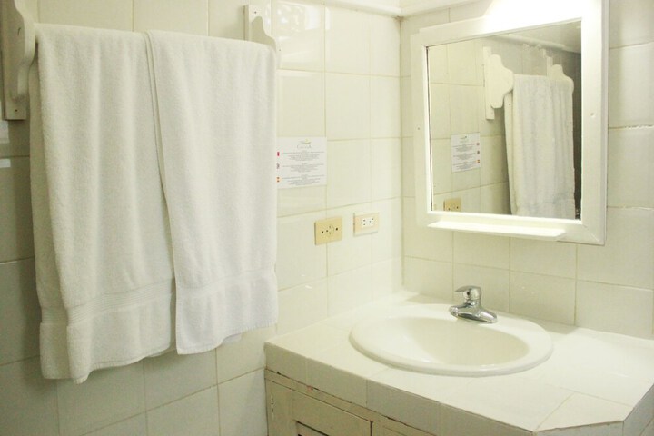 Room 54 of 74