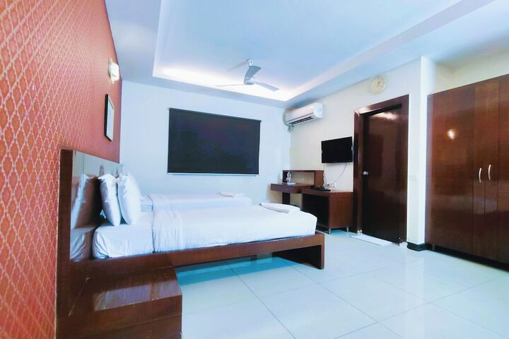 Room 33 of 55