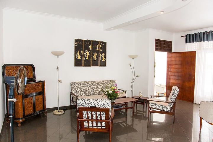 Hotel Interior 6 of 91