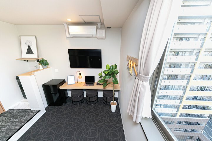 Room 46 of 144