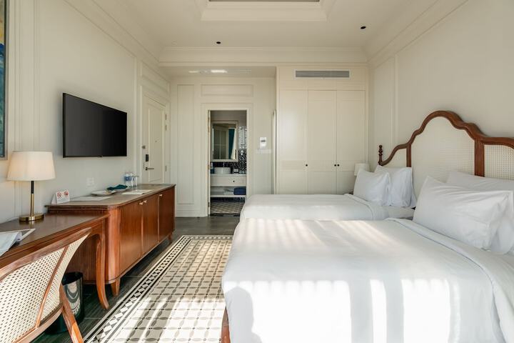 Room 64 of 125