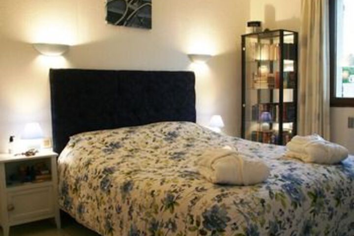 Room 10 of 22
