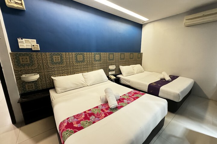Room 27 of 30