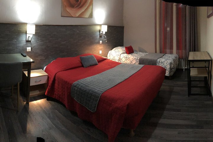 Room 3 of 20