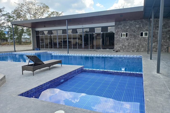 Pool 56 of 68