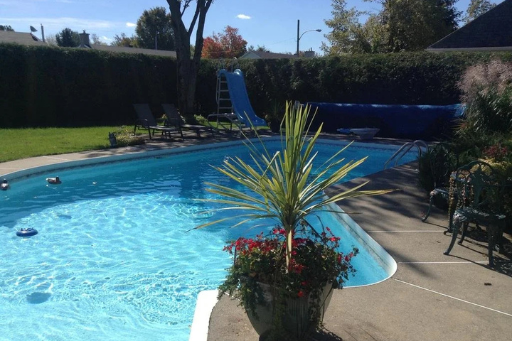 Pool 17 of 23