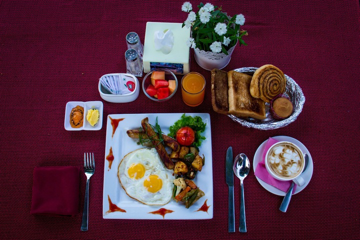 Breakfast/Coffee Service 79 of 112