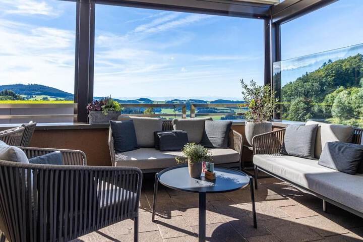 Sundeck 22 of 23