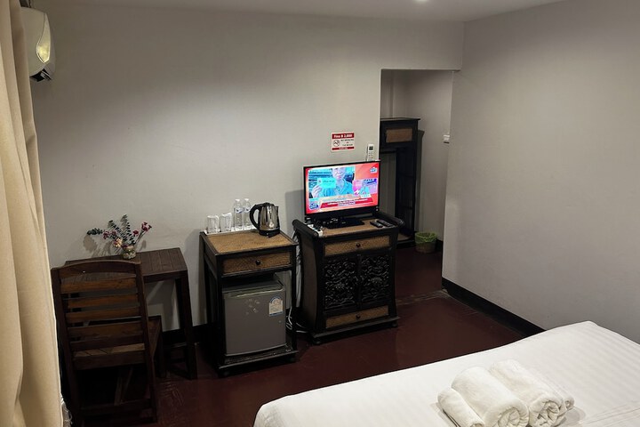 Room 15 of 62
