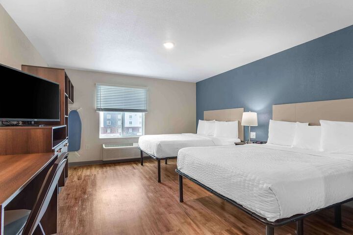 Standard Studio 1 Queen Bed (5 of 8)