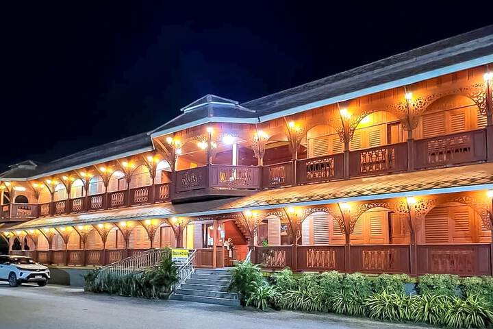 Waraporn Grand Mountain Hotel