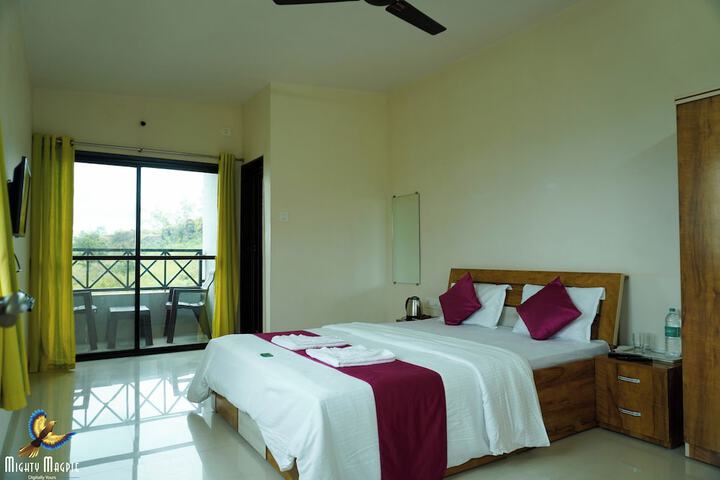 Room 5 of 45
