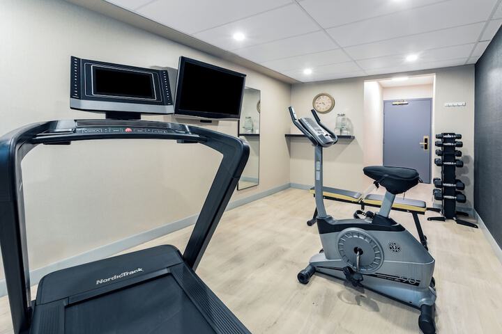 Hotel Gym Photos