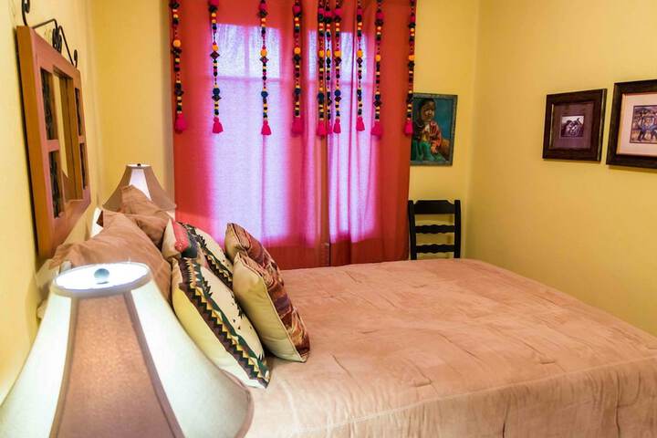 Room 4 of 34