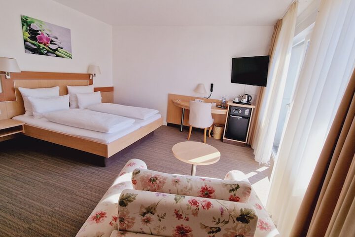 Room 22 of 53