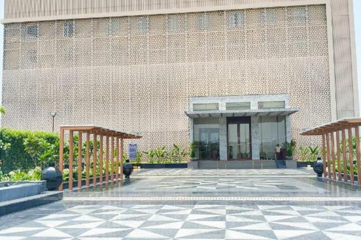 One Farrer Hotels & Resorts