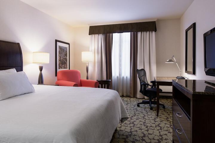 Room 9 of 29