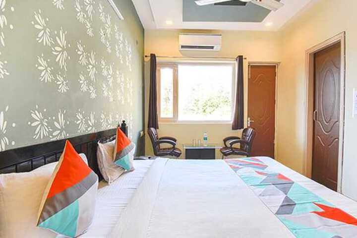 Room 5 of 26
