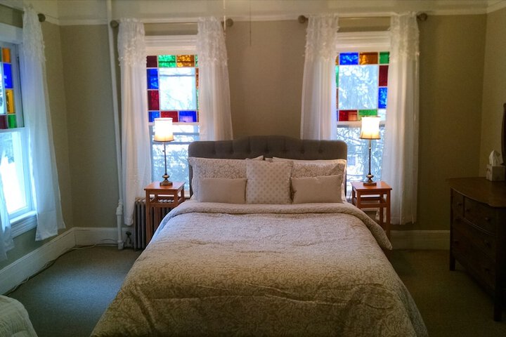 Room 6 of 42