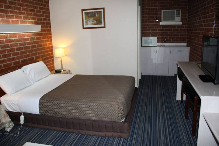Room 5 of 39