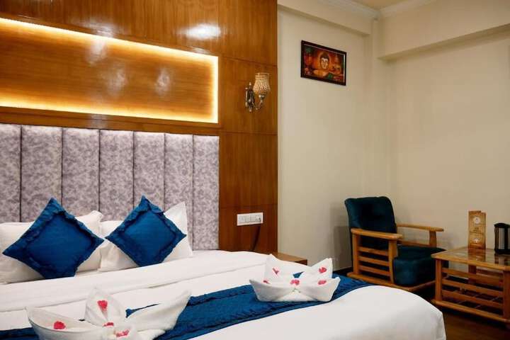 Room 10 of 48