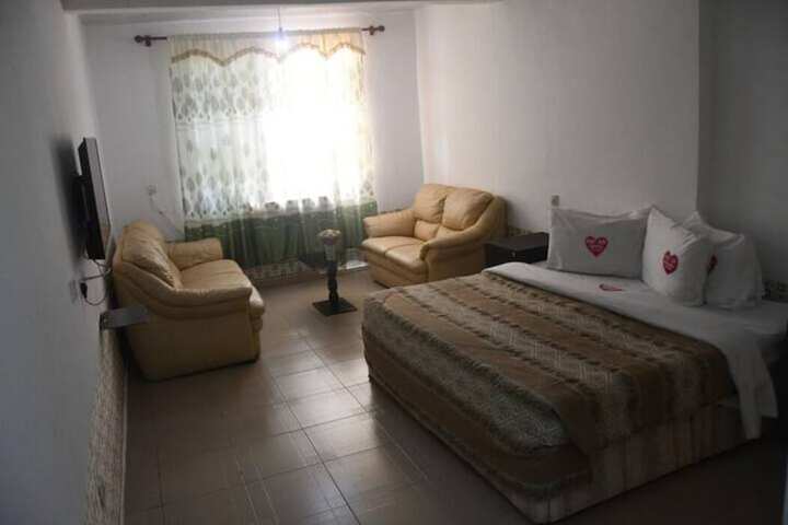 Room 3 of 31