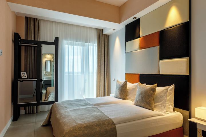 Room 49 of 166