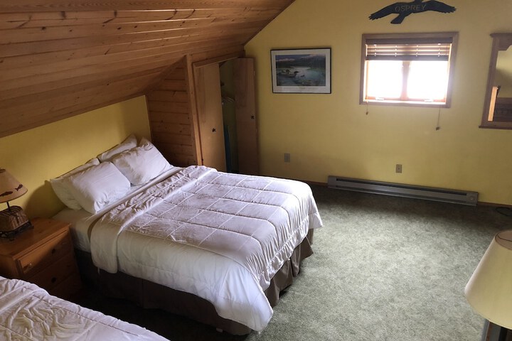 Room 25 of 186