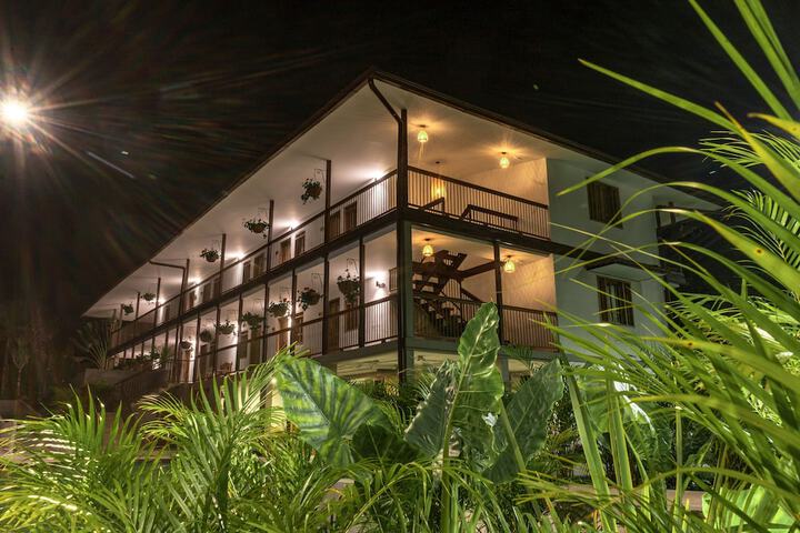 Hotel 79 of 82