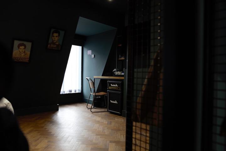 Room 26 of 36