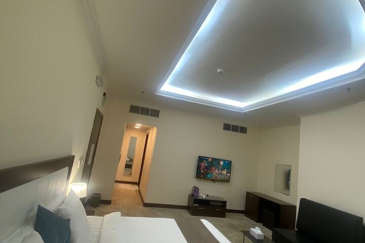 Room 12 of 15