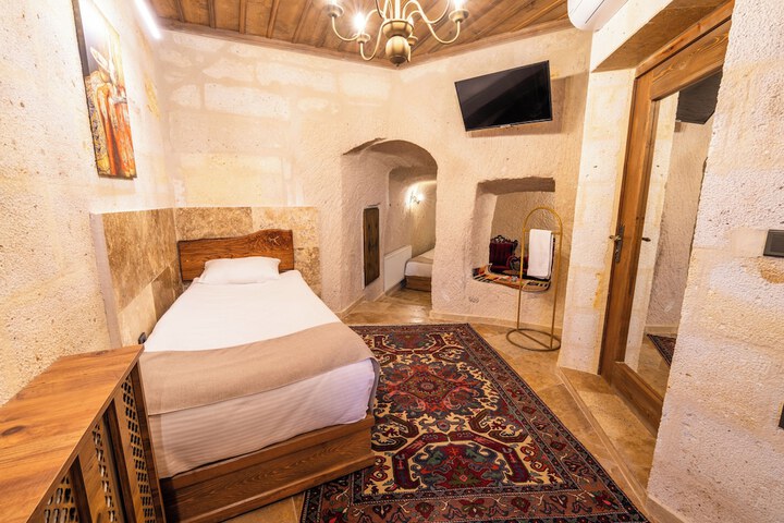Room 75 of 120