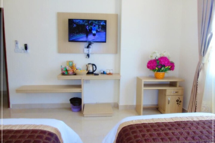 Room 22 of 49
