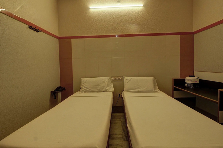 Room 5 of 5