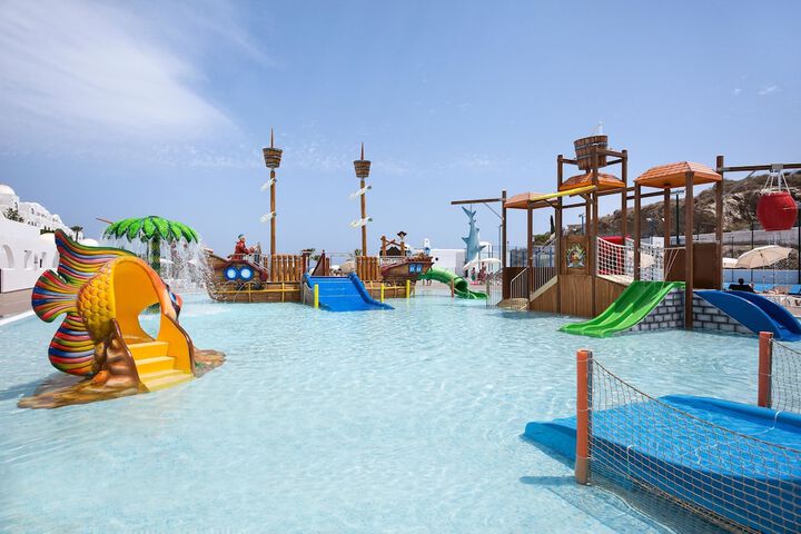 Pool Hotel